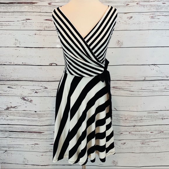 Julian Taylor Dresses & Skirts - Julian Taylor black and white asymmetrical stripe